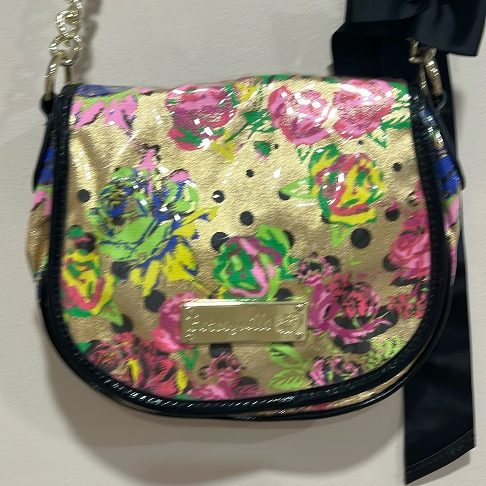 Betseyville Black and Gold Crossbody Bag with Chain Detail